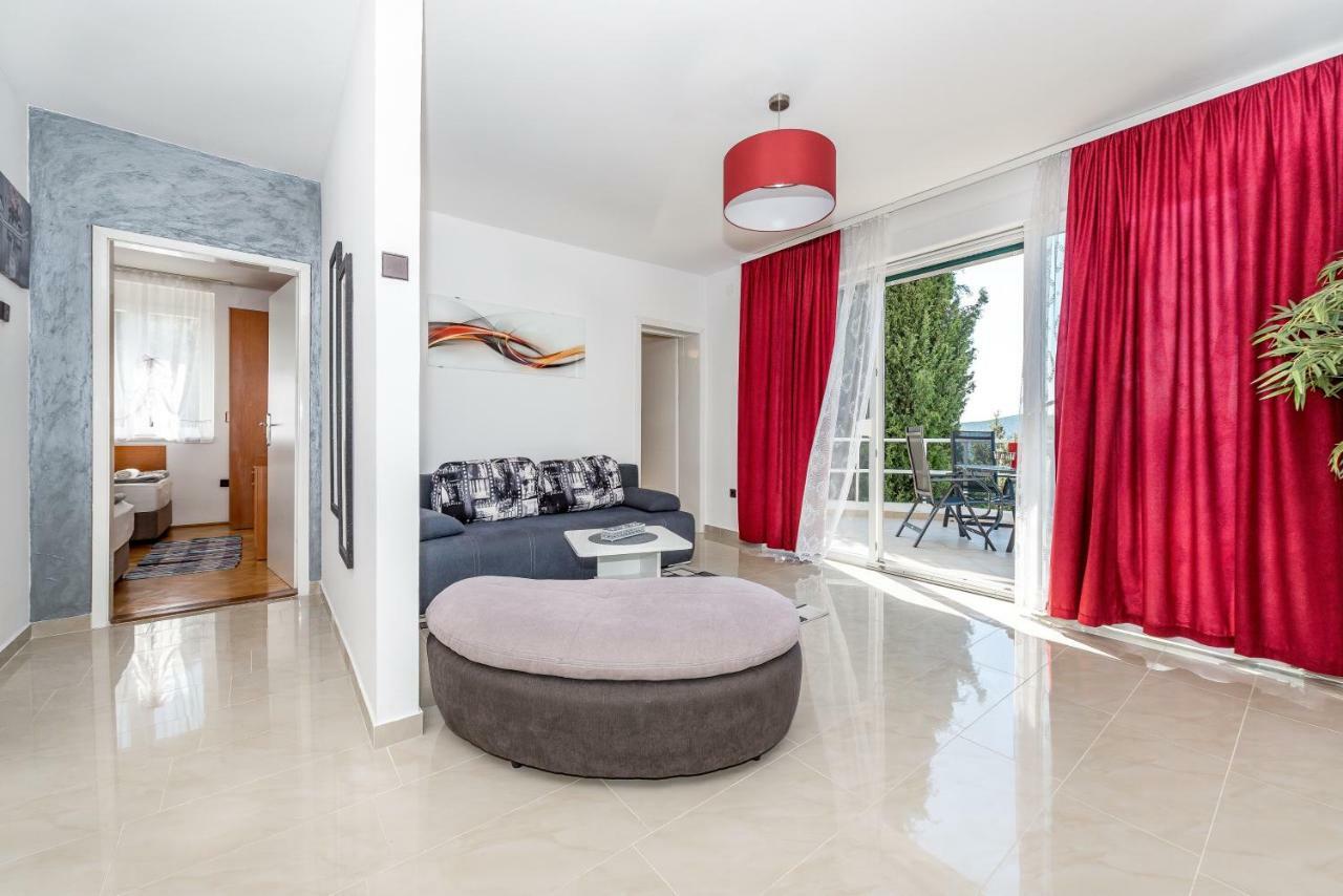 Luena Apartment Grebaštica Екстериор снимка