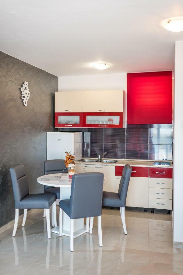 Luena Apartment Grebaštica Екстериор снимка